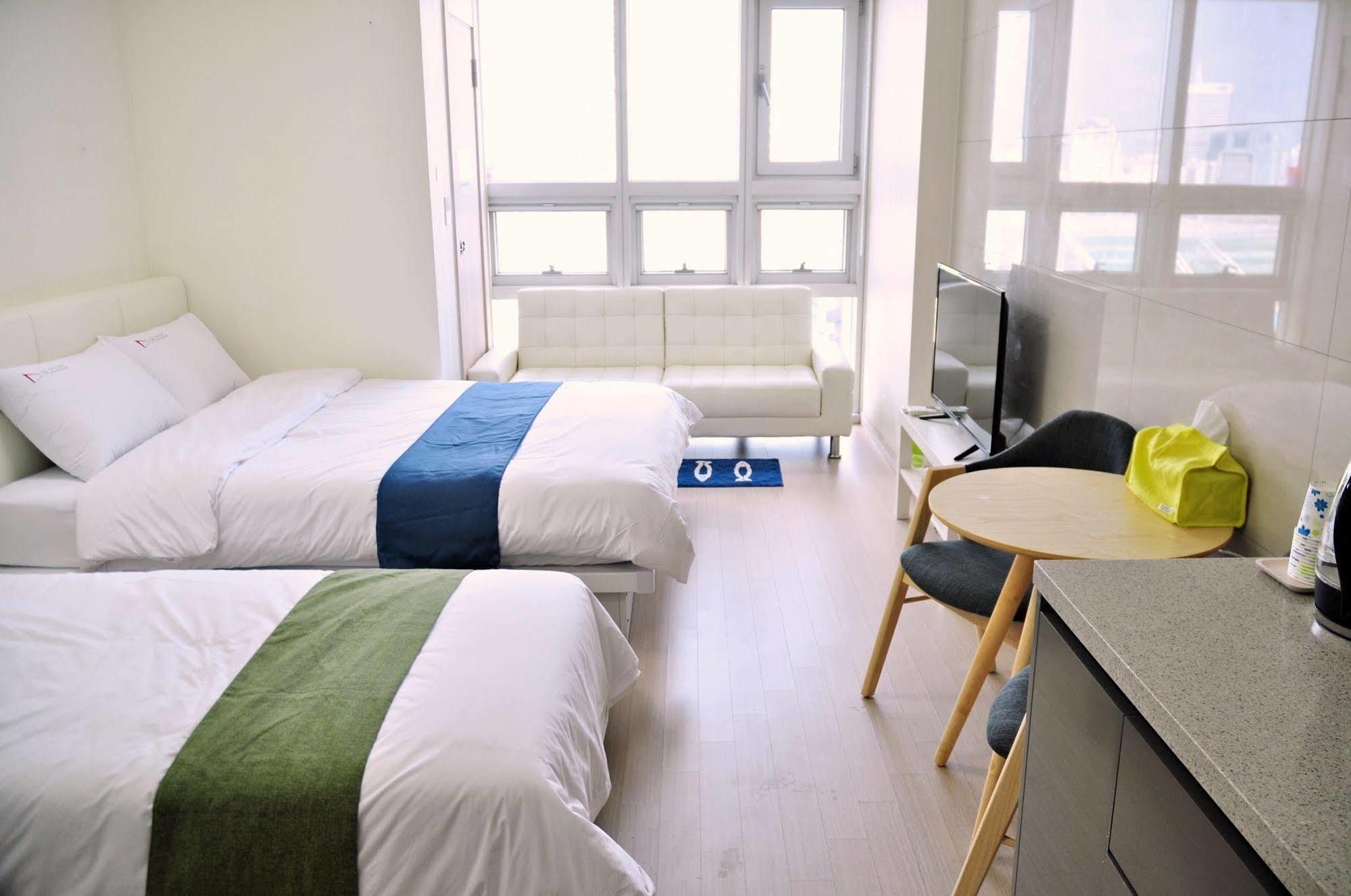 Apartment Myeongdong Stella House