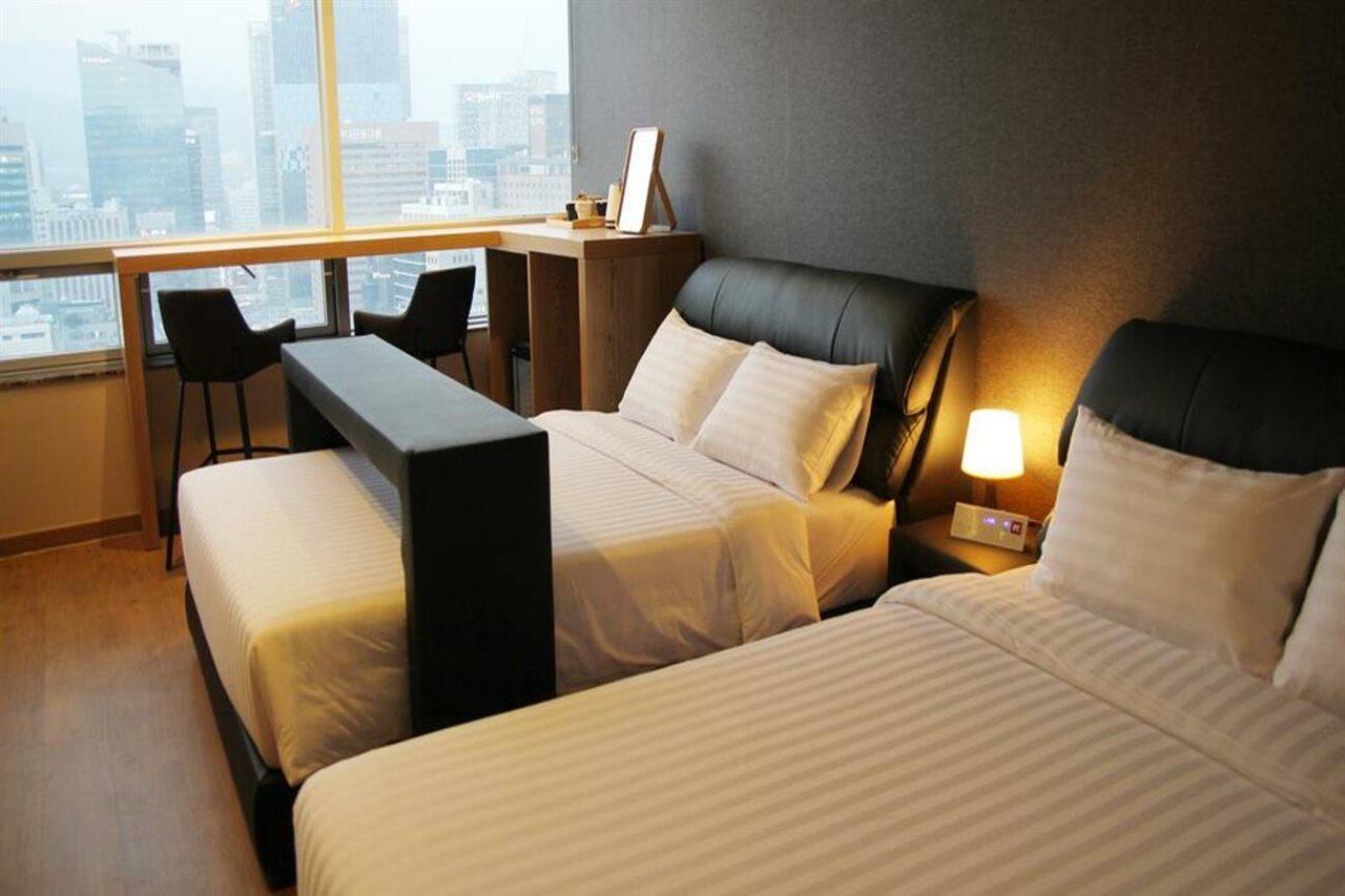 Apartment Myeongdong Stella House