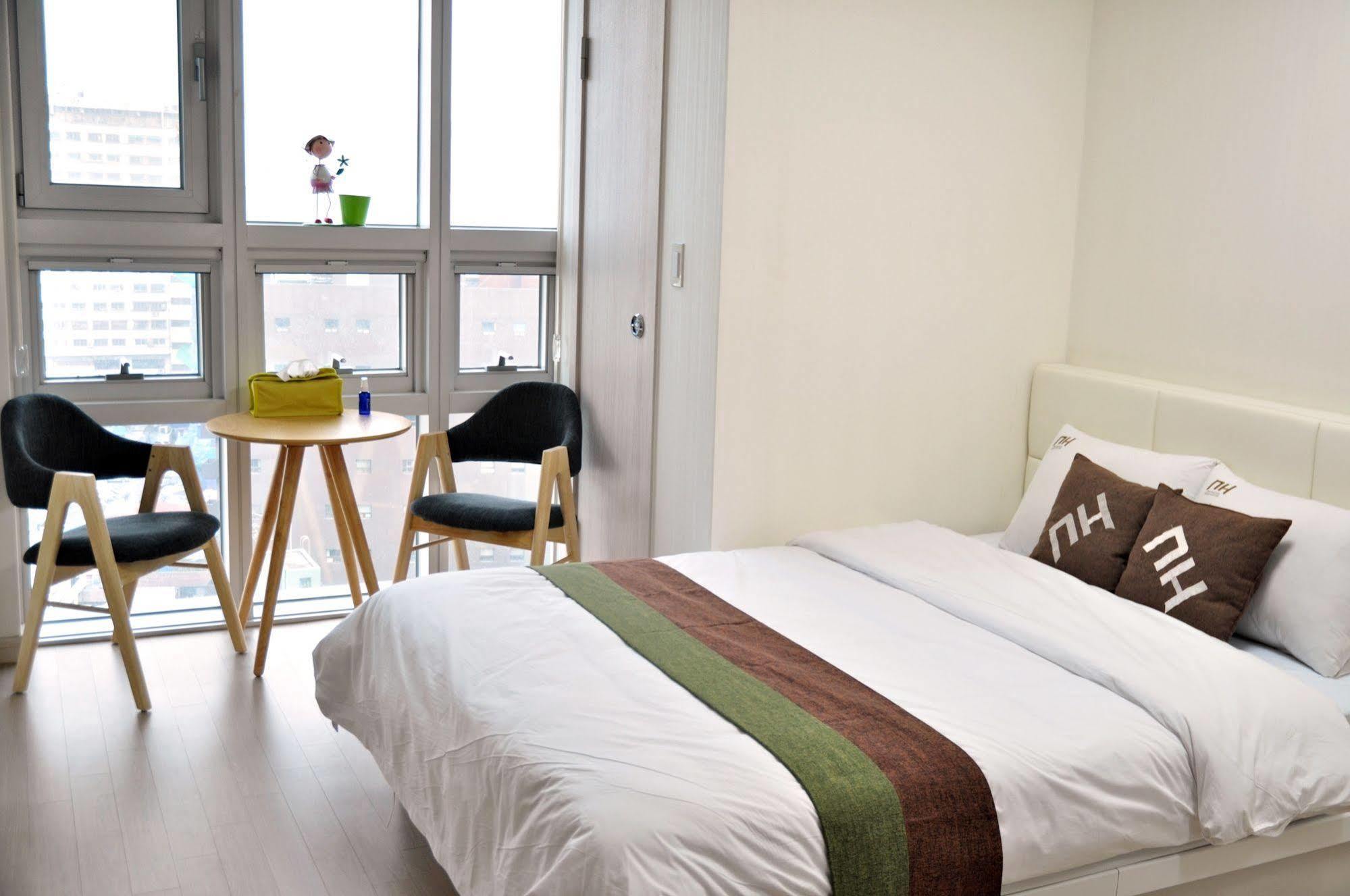 Apartment Myeongdong Stella House