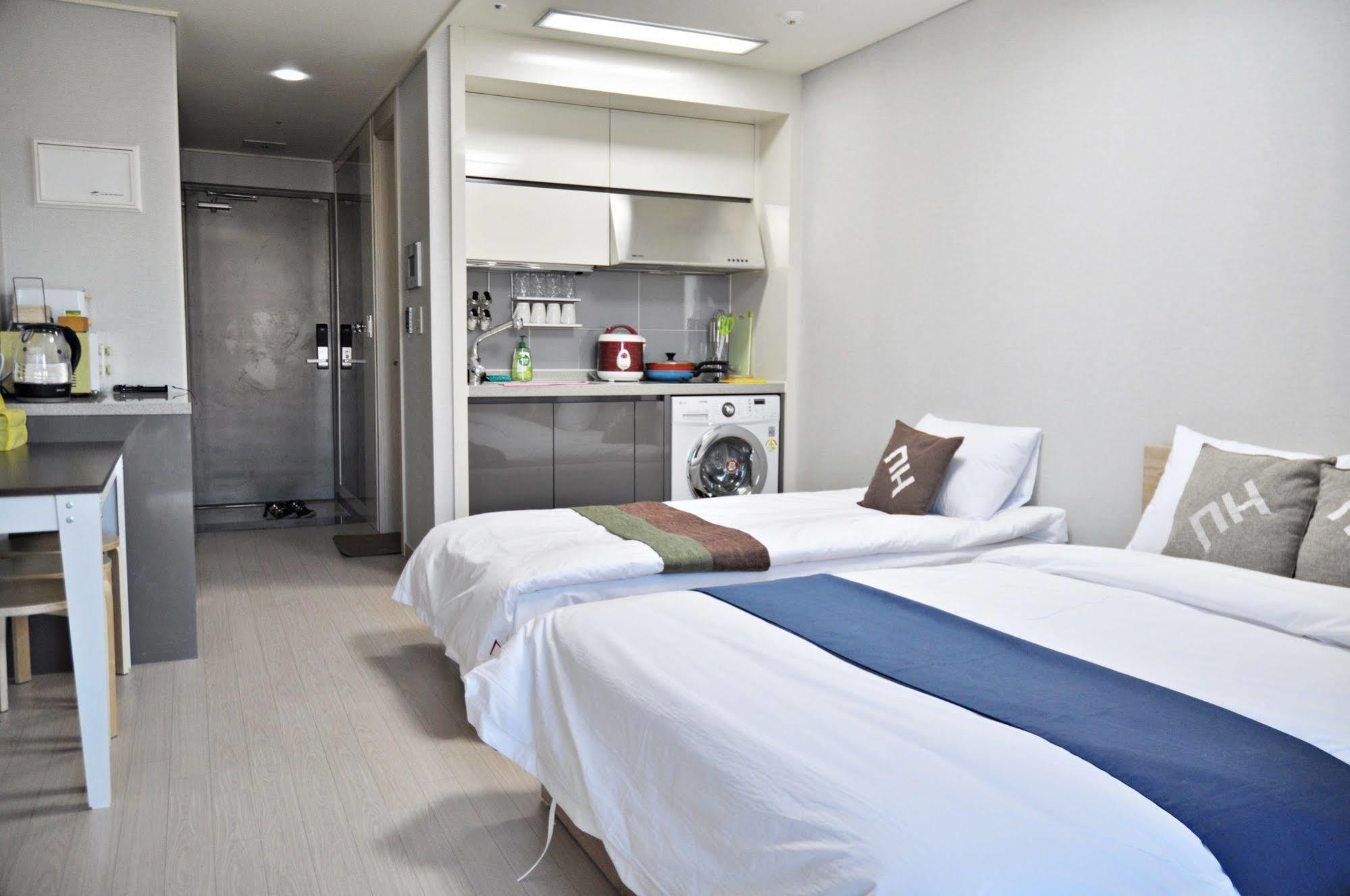 Myeongdong Stella House Apartment