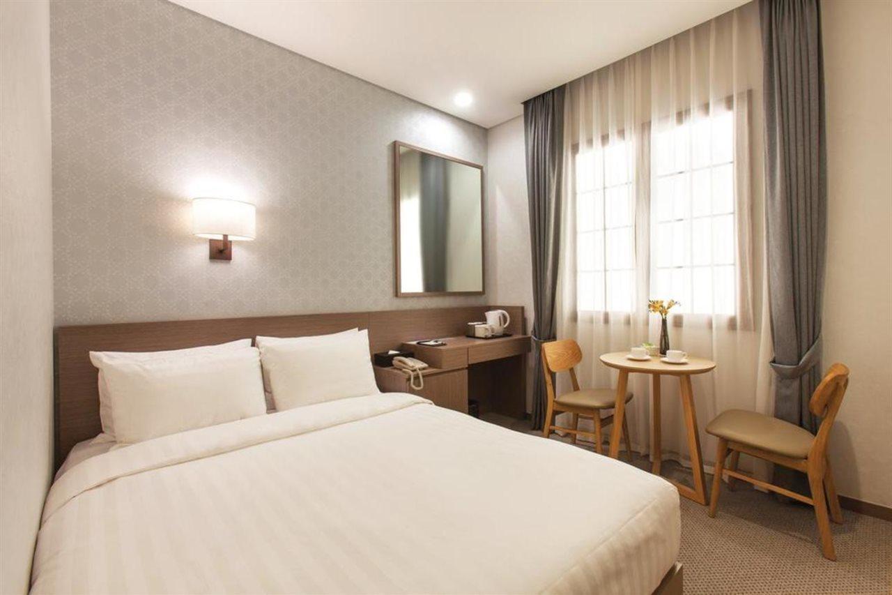 Myeongdong Stella House *